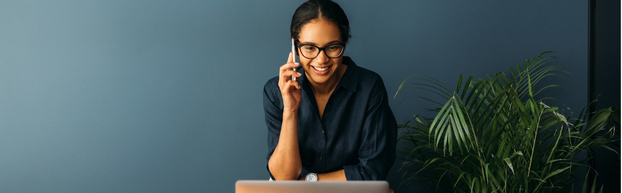 Young business woman prime checking